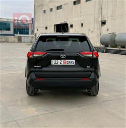 تۆیۆتا ڕاڤ 4